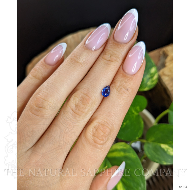 0.96 Ct. Blue Sapphire from Ceylon (Sri Lanka)