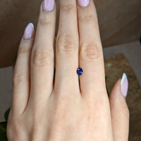 0.55 Ct. Blue Sapphire from Ceylon (Sri Lanka) Life Style
