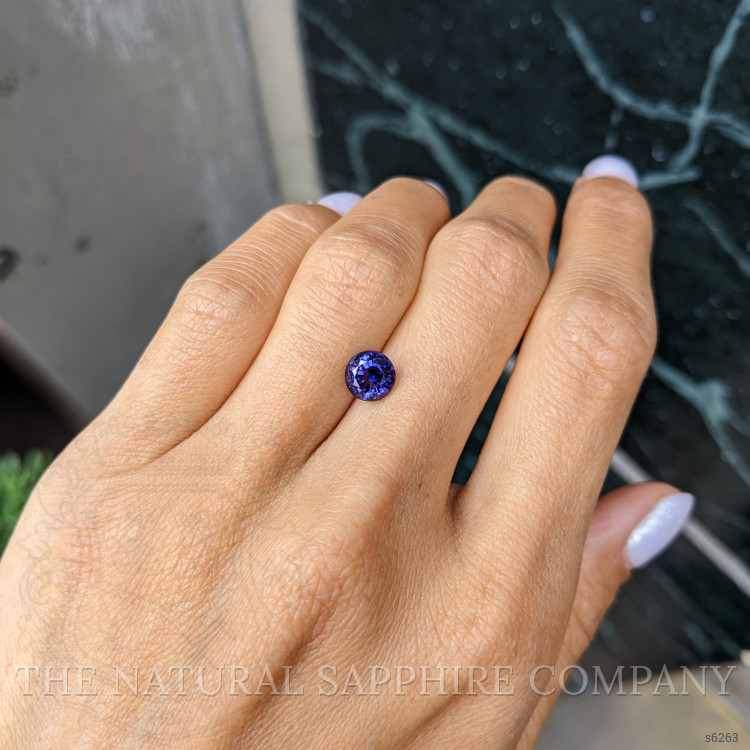 1.67 Ct. Color Change Sapphire from Ceylon (Sri Lanka)