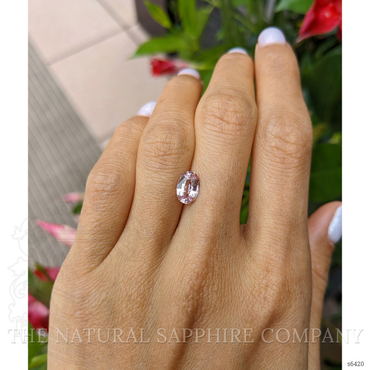 1.75 Ct. Pink Sapphire from Ceylon (Sri Lanka)
