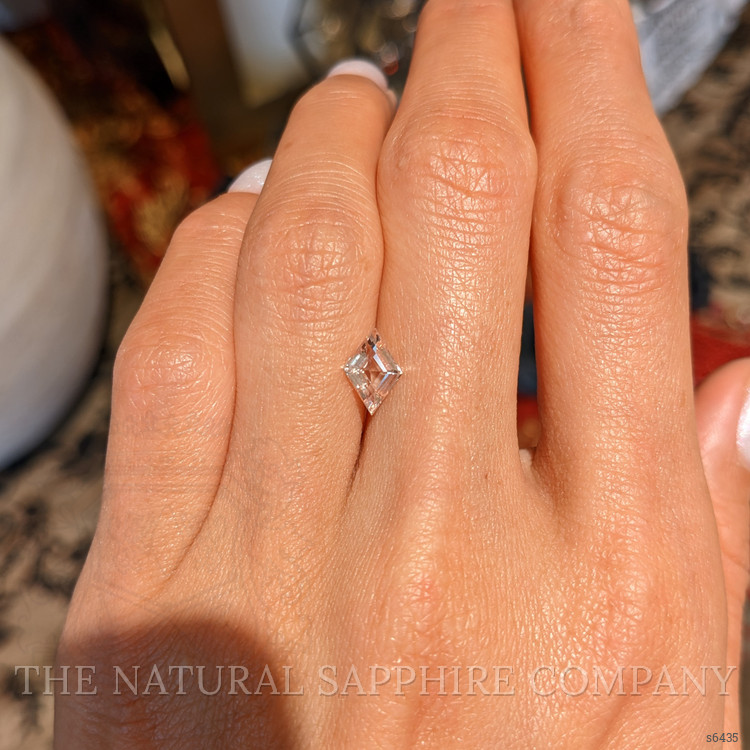 1.06 Ct. Peach Sapphire from Ceylon (Sri Lanka)