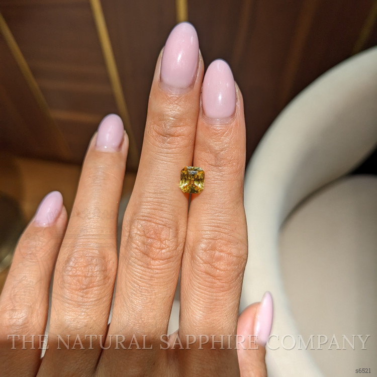 1.51 Ct. Yellow Sapphire from Ceylon (Sri Lanka)