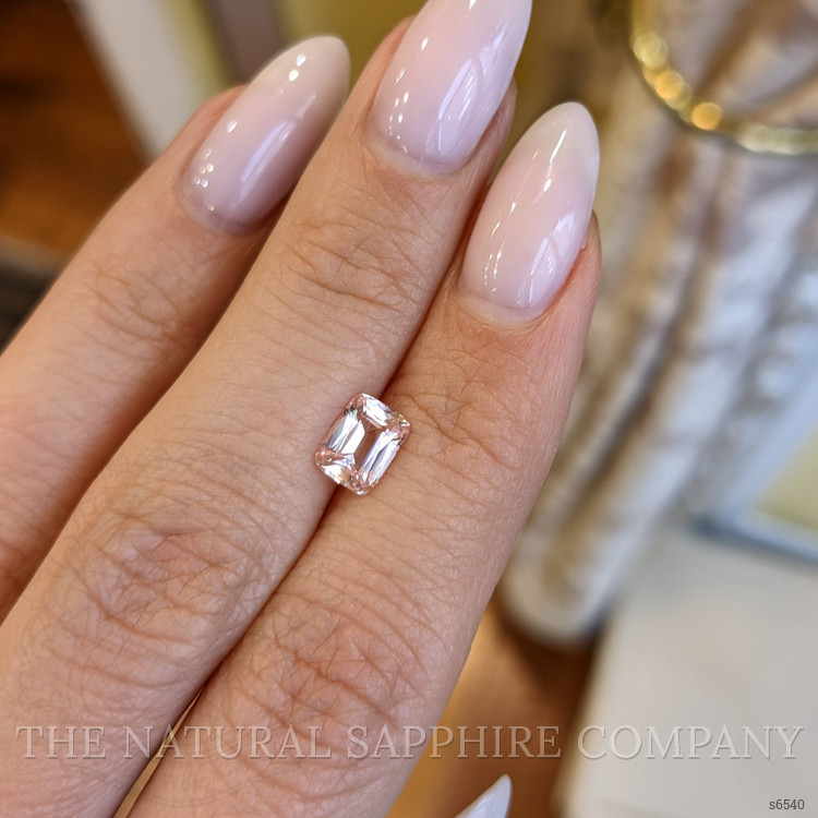 1.26 Ct. Peach Sapphire from Ceylon (Sri Lanka)