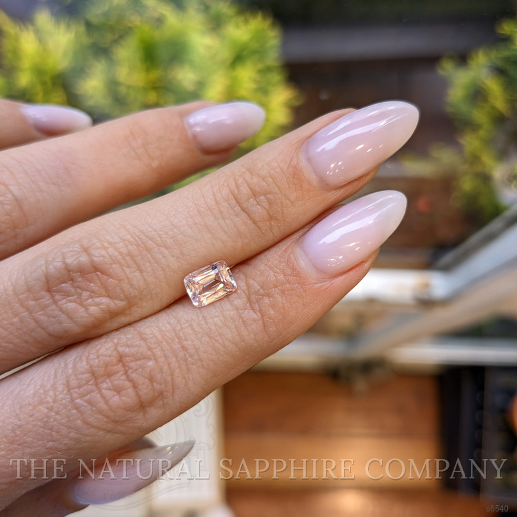 1.26 Ct. Peach Sapphire from Ceylon (Sri Lanka)