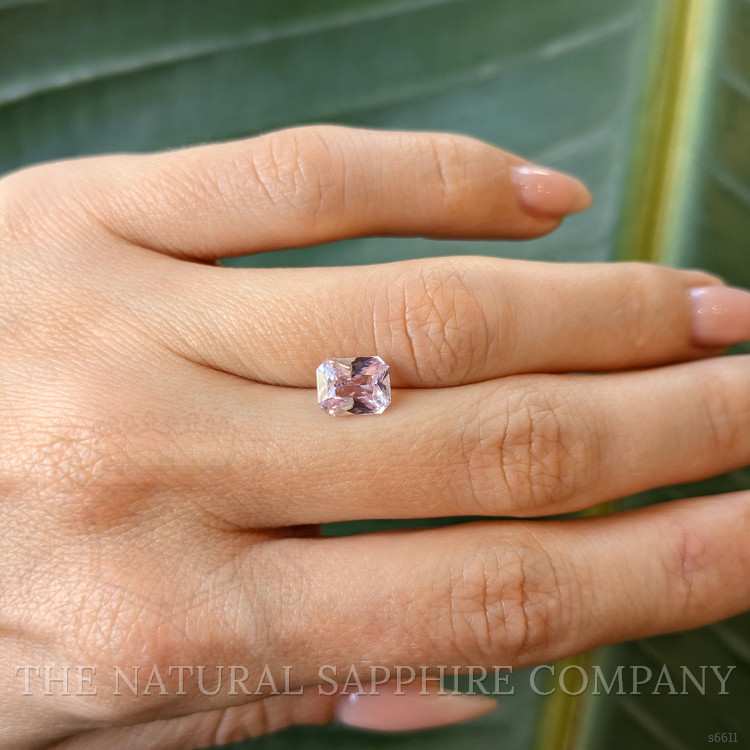 2.10 Ct. Pink Sapphire from Ceylon (Sri Lanka)