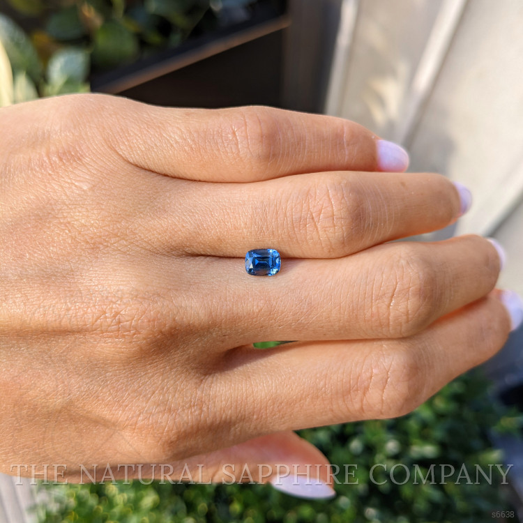 1.11 Ct. Greenish Blue Sapphire from Ceylon (Sri Lanka)