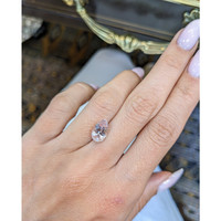 3.29 Ct. Pink Sapphire from Ceylon (Sri Lanka) Life Style