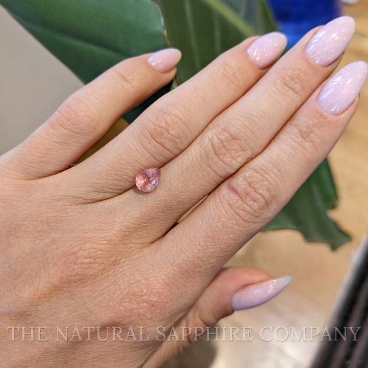 1.09 Ct. Padparadscha Sapphire from Ceylon (Sri Lanka)