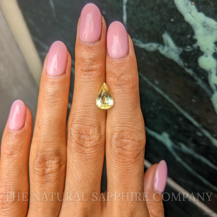 3.23 Ct. Yellow Sapphire from Ceylon (Sri Lanka)