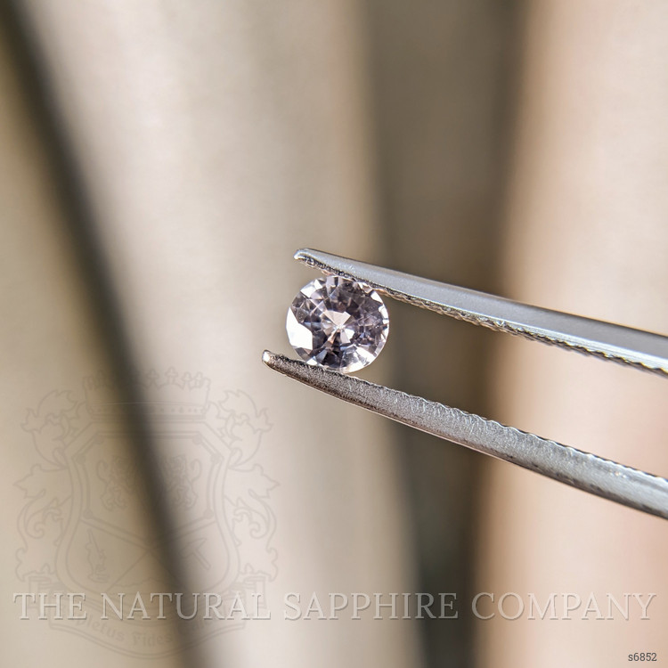 0.44 Ct. Peach Sapphire from Ceylon (Sri Lanka)