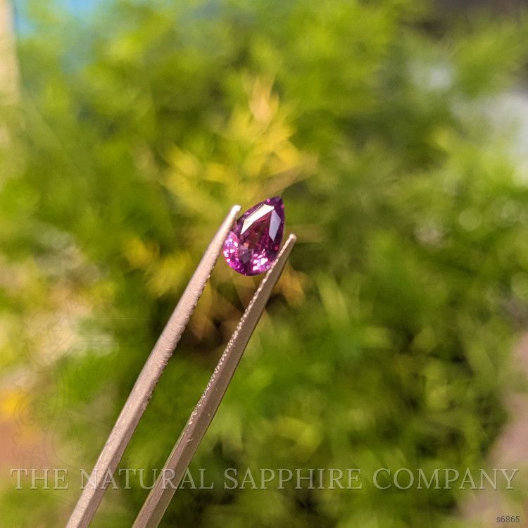 0.90 Ct. Pinkish Purple Sapphire from Ceylon (Sri Lanka)