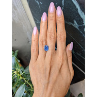 3.11 Ct. Blue Sapphire from Madagascar Life Style