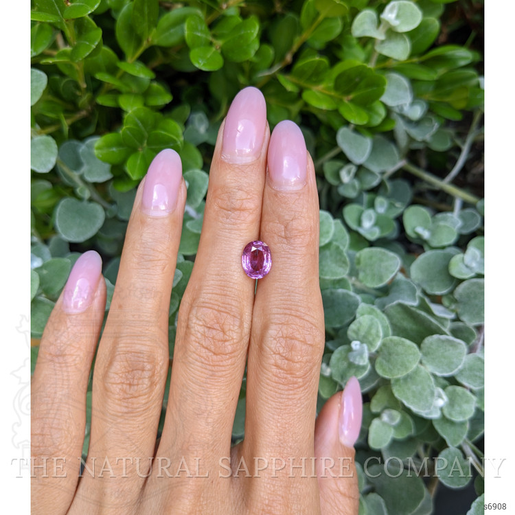 2.04 Ct. Pink Sapphire from Ceylon (Sri Lanka)