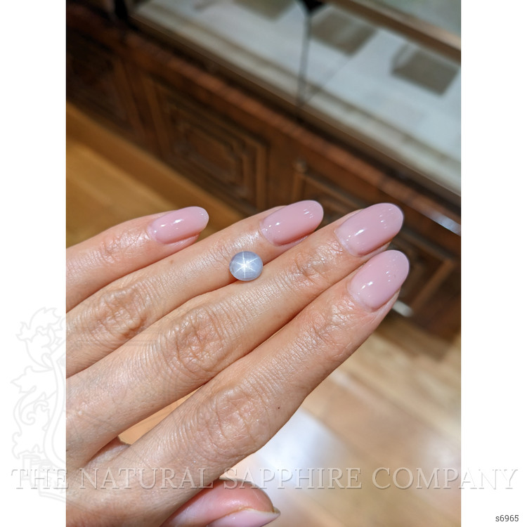 2.32 Ct. Grey Star Sapphire from Ceylon (Sri Lanka)