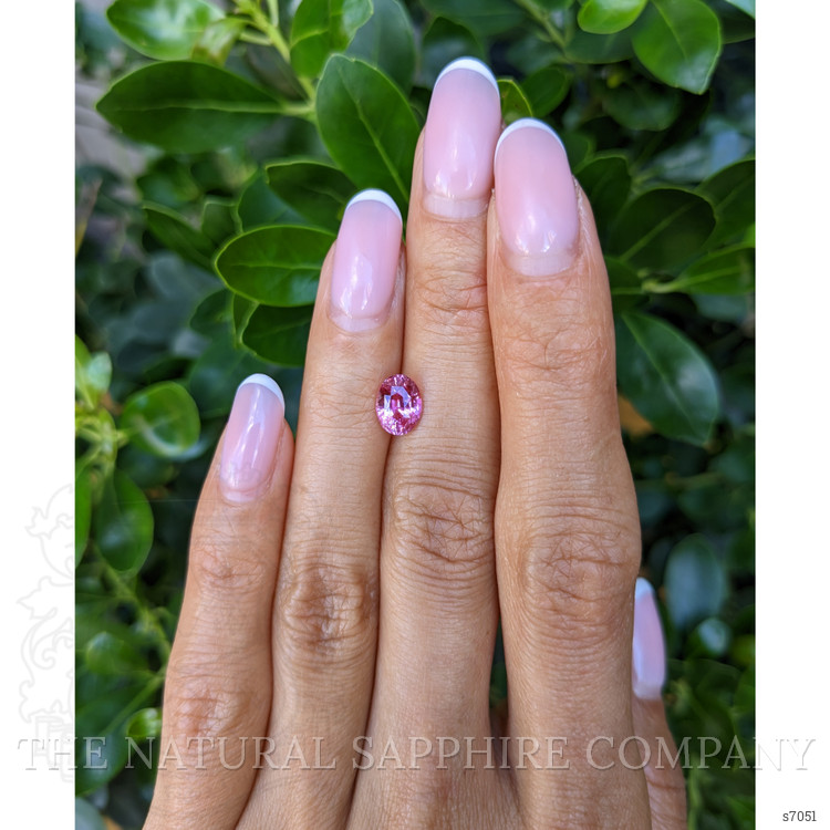 1.56 Ct. Pink Sapphire from Ceylon (Sri Lanka)