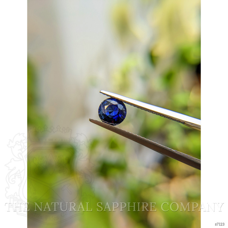 0.90 Ct. Blue Sapphire from Ceylon (Sri Lanka)