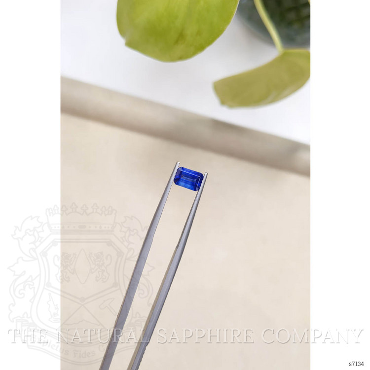1.06 Ct. Blue Sapphire from Ceylon (Sri Lanka)