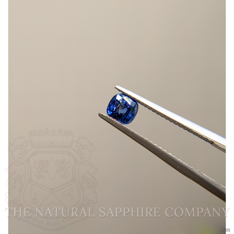 0.98 Ct. Blue Sapphire from Ceylon (Sri Lanka)