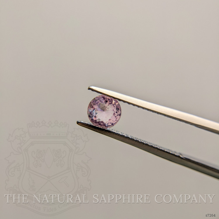 0.61 Ct. Pink Sapphire from Ceylon (Sri Lanka)