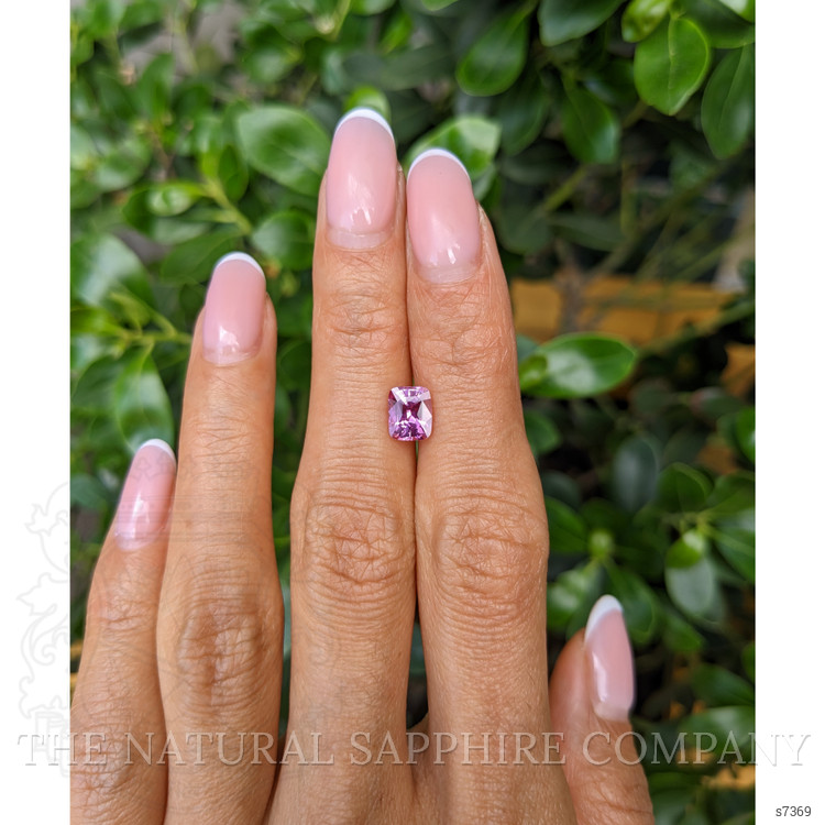 1.61 Ct. Pink Sapphire from Ceylon (Sri Lanka)