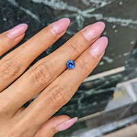 1.05 Ct. Blue Sapphire from Ceylon (Sri Lanka) Life Style