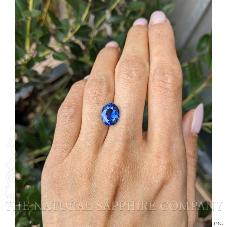 4.25 Ct. Blue Sapphire from Ceylon (Sri Lanka)