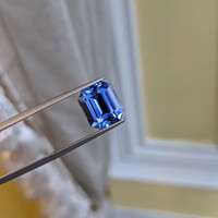 6.67 Ct. Blue Sapphire from Ceylon (Sri Lanka) Life Style