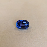 31.13 Ct. Blue Sapphire from Madagascar Life Style