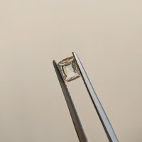 0.54 Ct. Peach Sapphire from Madagascar Life Style