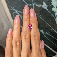 3.04 Ct. Pink Sapphire from Madagascar Life Style