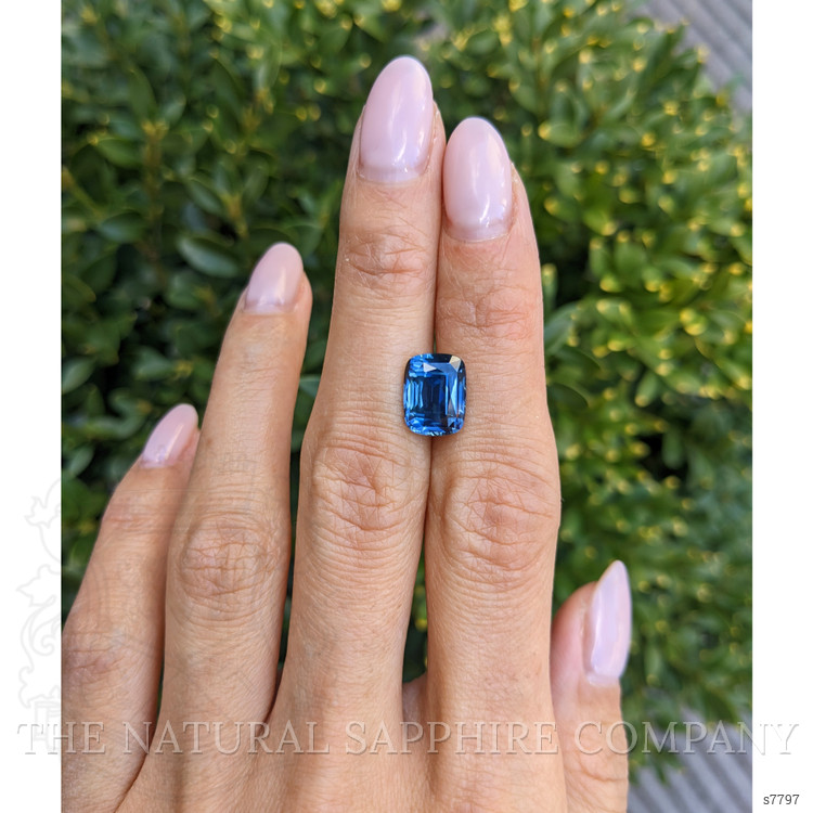 4.65 Ct. Greenish Blue Sapphire from Madagascar
