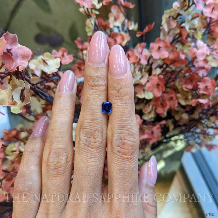 1.06 Ct. Blue Sapphire from Ceylon (Sri Lanka)