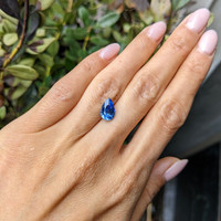 2.87 Ct. Blue Sapphire from Ceylon (Sri Lanka) Life Style