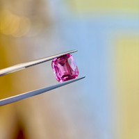 4.05 Ct. Padparadscha Sapphire from Madagascar Life Style