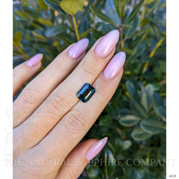 4.07 Ct. Greenish Blue Sapphire from Ceylon (Sri Lanka)