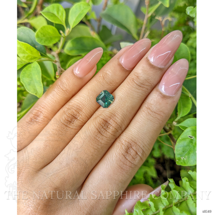 3.05 Ct. Bluish Green Sapphire from Ceylon (Sri Lanka)