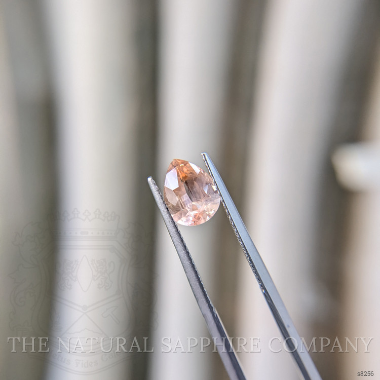 1.94 Ct. Padparadscha Sapphire from Ceylon (Sri Lanka)