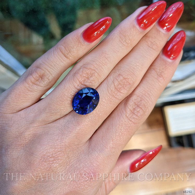 9.15 Ct. Blue Sapphire from Ceylon (Sri Lanka)