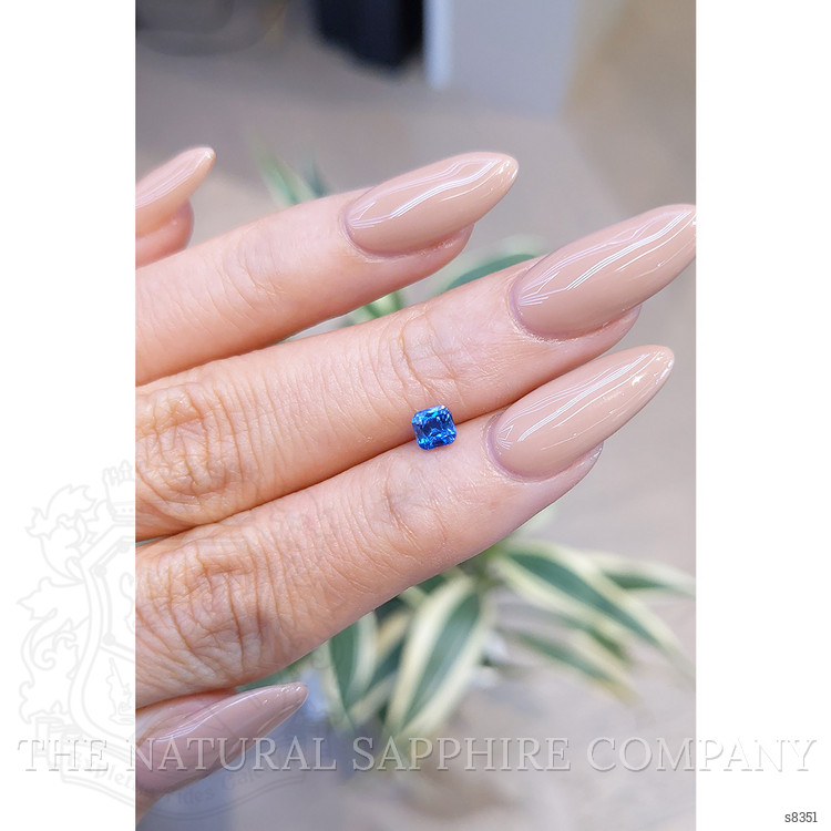 0.49 Ct. Blue Sapphire from Ceylon (Sri Lanka)