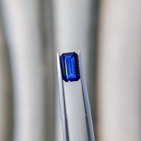 1.51 Ct. Blue Sapphire from Ceylon (Sri Lanka) Life Style