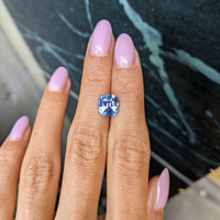 4.01 Ct. Blue Sapphire from Ceylon (Sri Lanka) Life Style