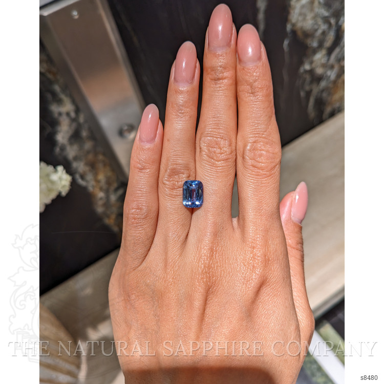 5.01 Ct. Blue Sapphire from Ceylon (Sri Lanka)