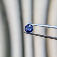1.60 Ct. Blue Sapphire from Ceylon (Sri Lanka) Life Style