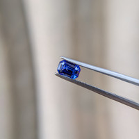 1.11 Ct. Blue Sapphire from Ceylon (Sri Lanka) Life Style