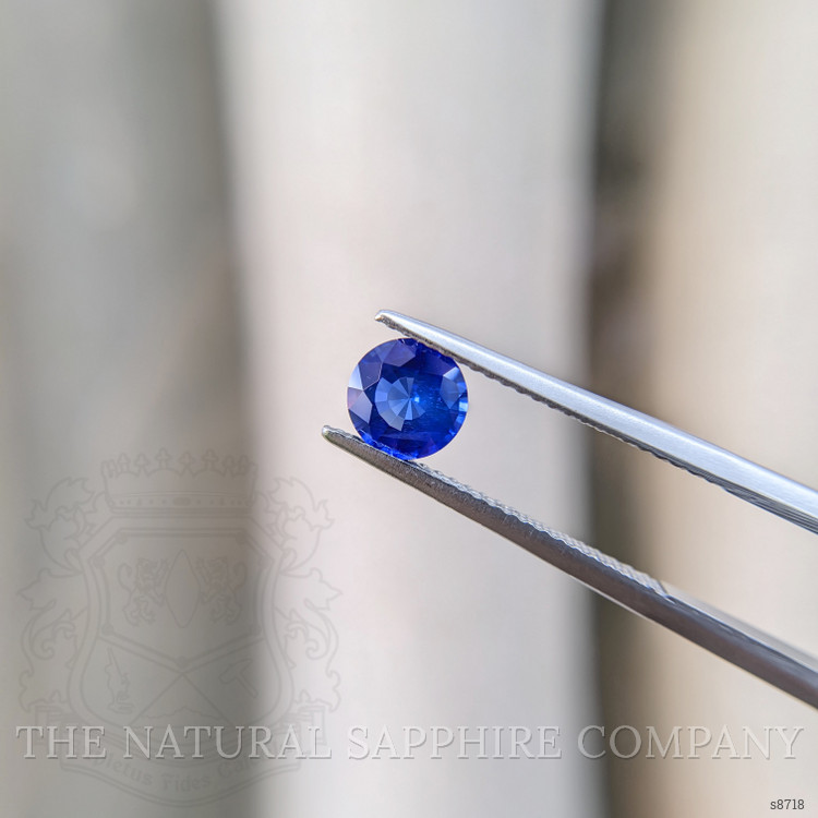 1.01 Ct. Blue Sapphire from Ceylon (Sri Lanka)