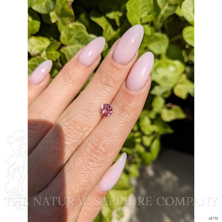1.07 Ct. Padparadscha Sapphire from Ceylon (Sri Lanka)