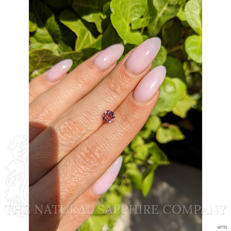 1.07 Ct. Padparadscha Sapphire from Ceylon (Sri Lanka)