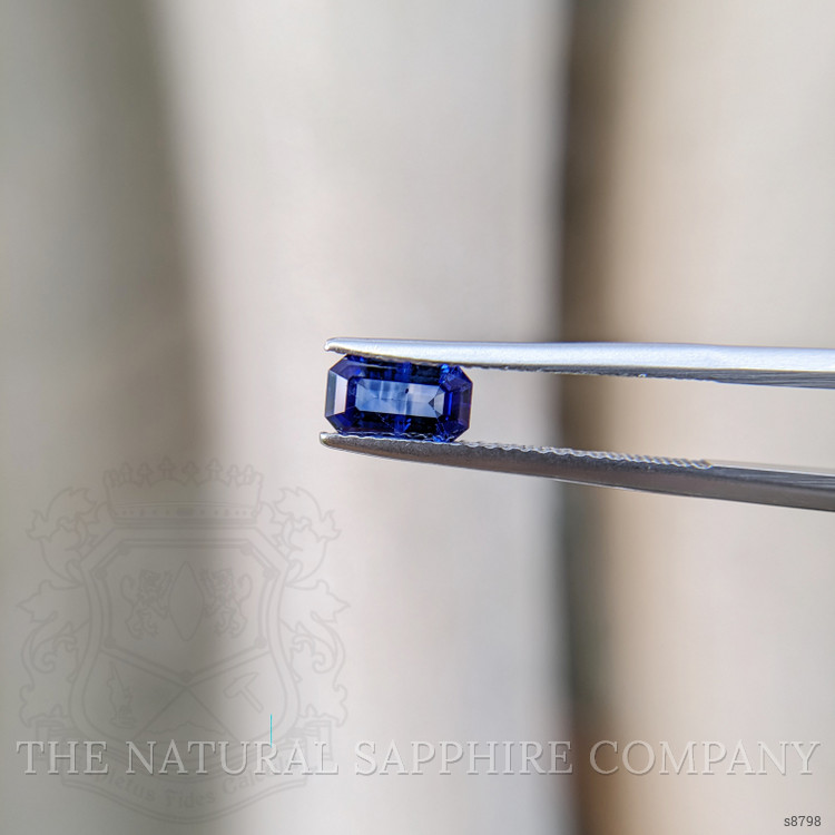 1.06 Ct. Blue Sapphire from Ceylon (Sri Lanka)