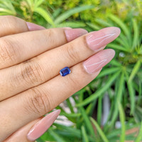 0.55 Ct. Blue Sapphire from Ceylon (Sri Lanka) Life Style