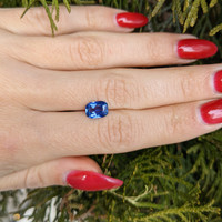 1.51 Ct. Blue Sapphire from Ceylon (Sri Lanka) Life Style